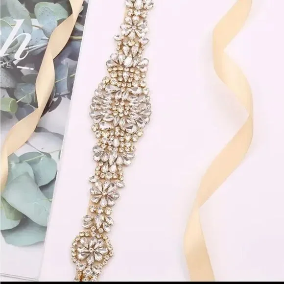 Elegant Rose Gold Elaborate Rhinestone Floral Thin Sash Belt - Picture 8 of 9